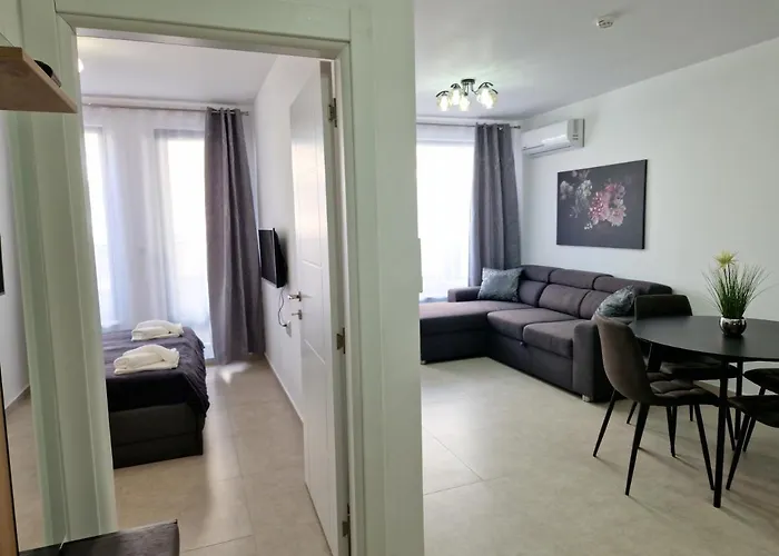 Polarstar 2-zimmer * Свети Влас